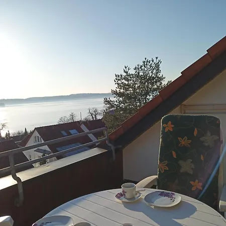 Panorama Seeblick דירה